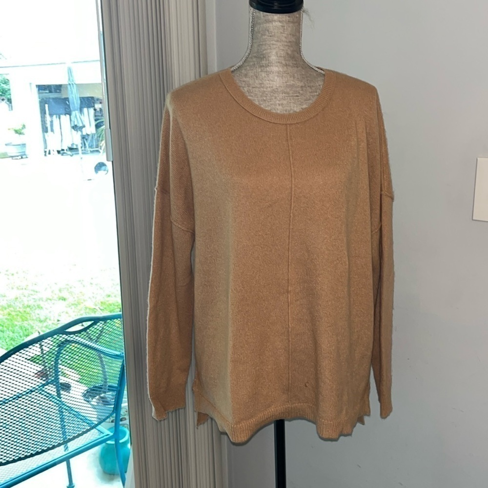 Magaschoni Woman 100% Cashmere Scoop Neck Sweater Size Large